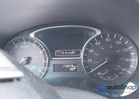 2015 Nissan Altima 2.5 Sv из США, поврежденный, VIN 1N4AL3AP9FC243179